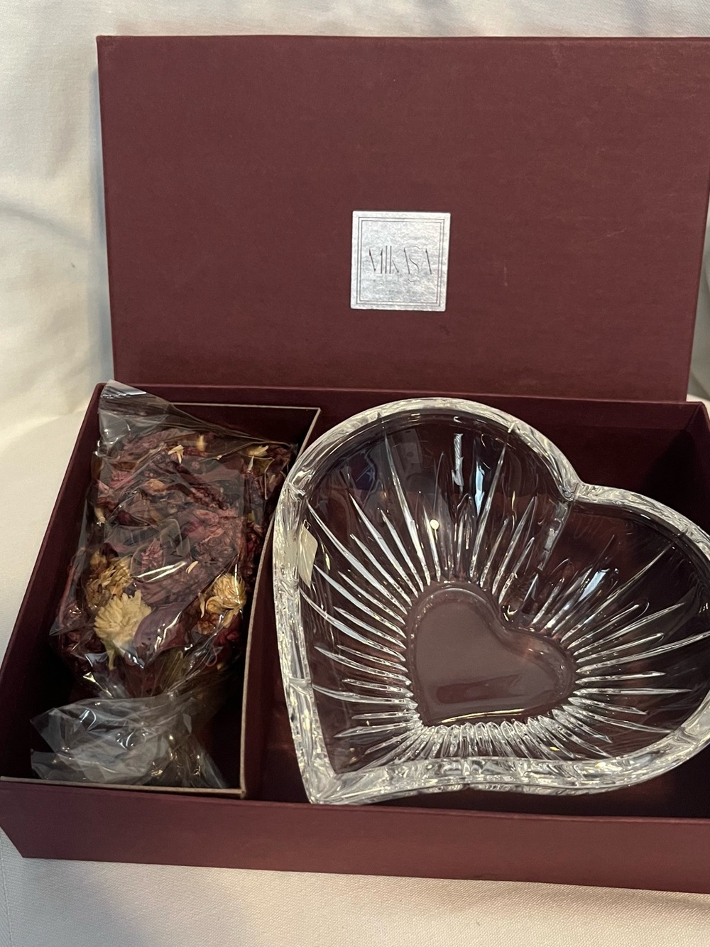 Mikasa Clear Heart-Shaped Glass Bowl with Burgundy Box and Potpourri